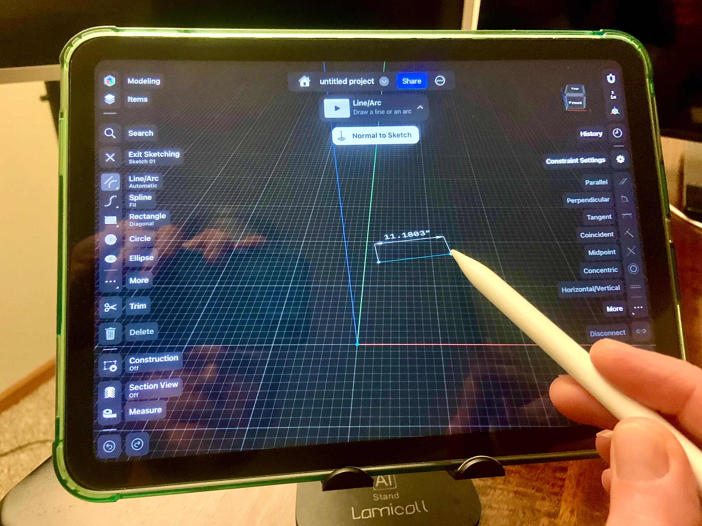 Ứng dụng sáng tạo Shapr3D mở toàn màn hình trên iPadOS với mô hình 3D ở giữa