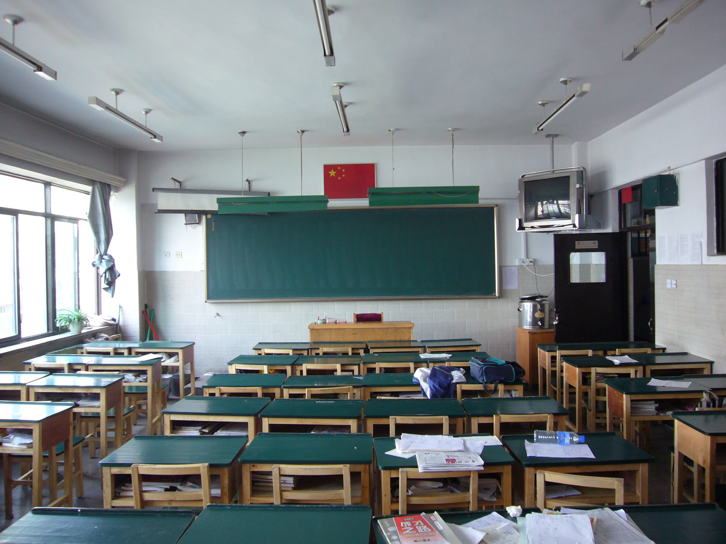 Không gian lớp học tại trường trung học số 1 Urumqi