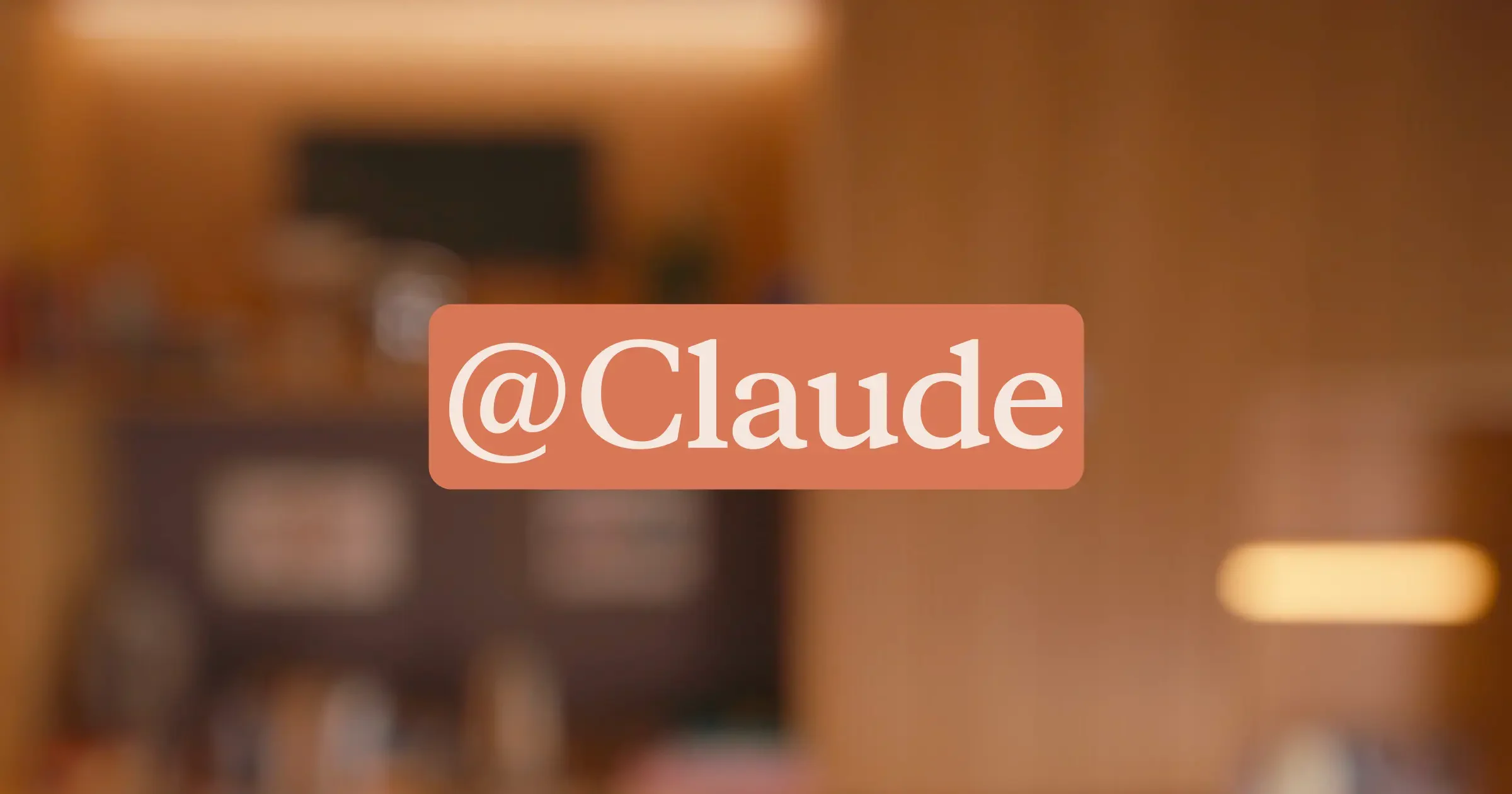 Ảnh chính thức Anthropic giới thiệu Claude Tag với nhãn @Claude, một trong các bề mặt sử dụng mô hình Claude